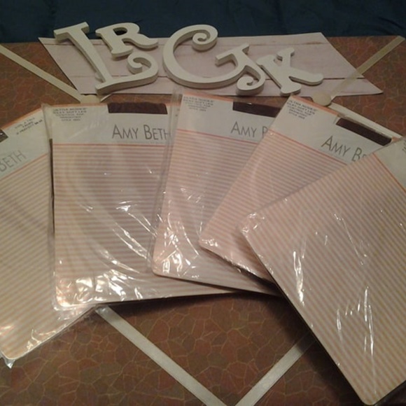 ONLY 4 LEFT / AMY BETH STOCKINGS - NWT - Picture 2 of 4
